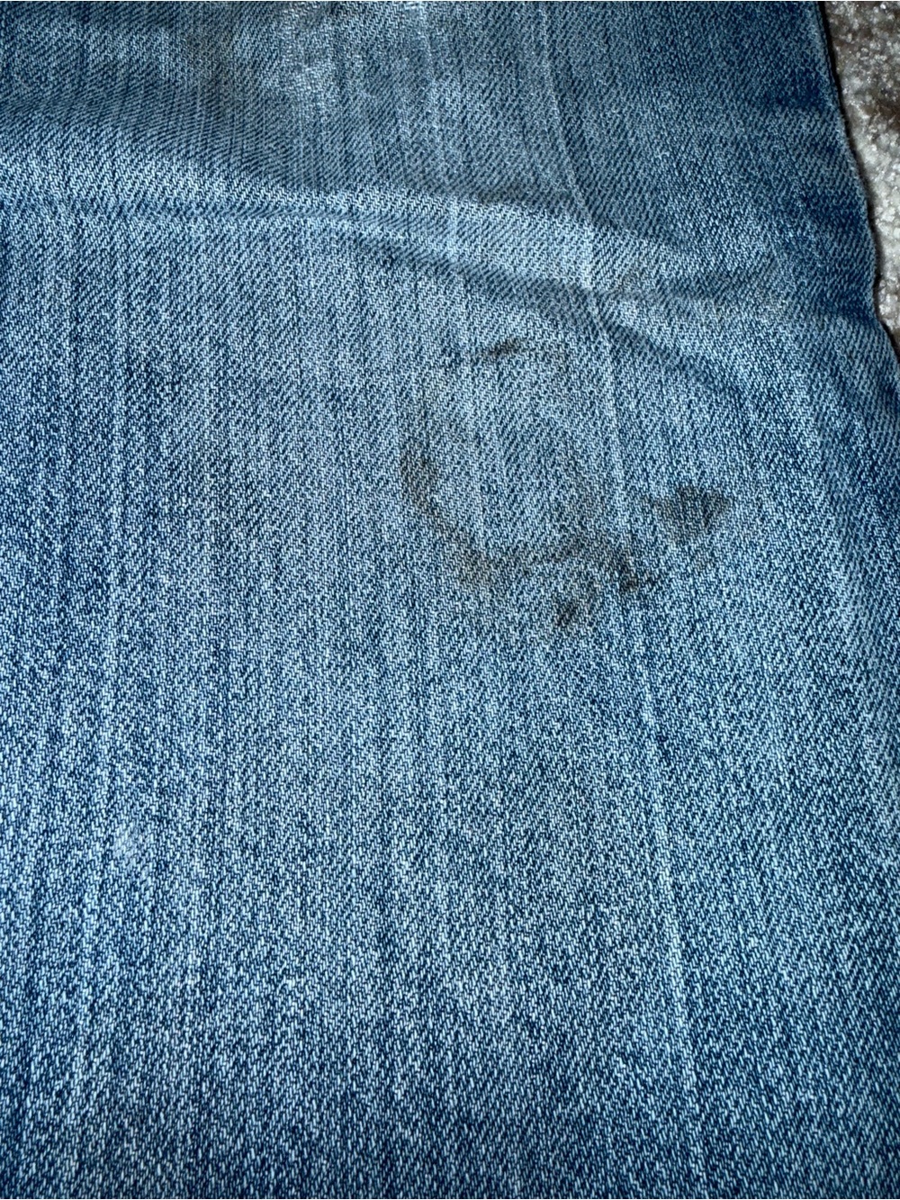 Men's Carhartt Distressed Jeans - Picture 2 of 7